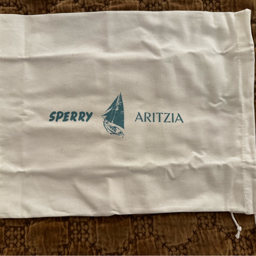 Sperry x Aritzia Cream Drawstring Bag